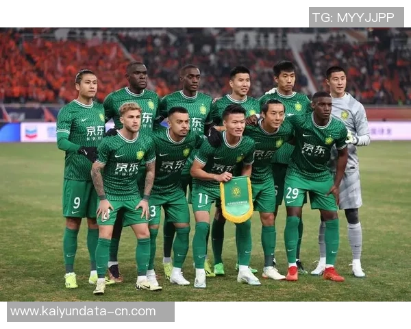 2015年中超焦点战北京国安迎战山东鲁能激情对决回顾与分析