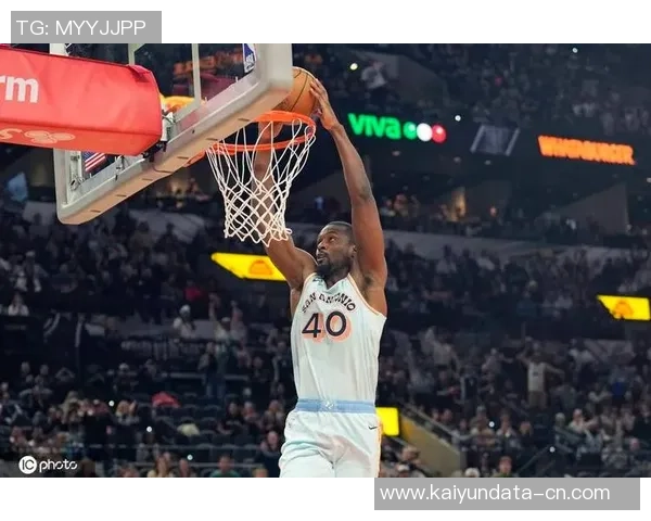 哈里森巴恩斯在NBA赛场的崛起与影响力分析