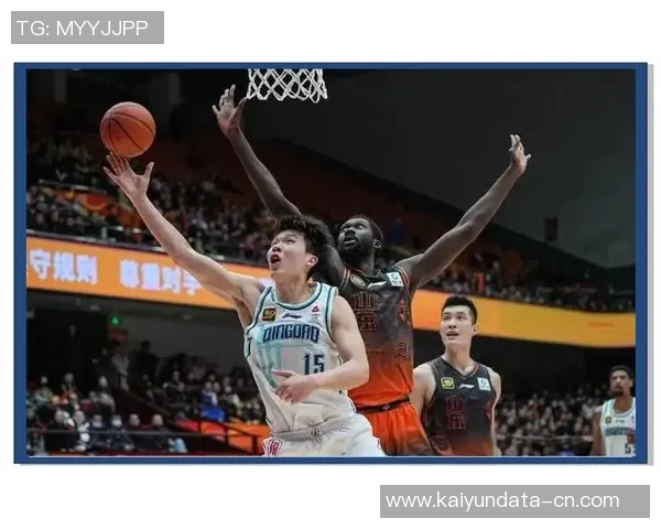 山东男篮与北京首钢激战正酣谁能在这场对决中笑到最后