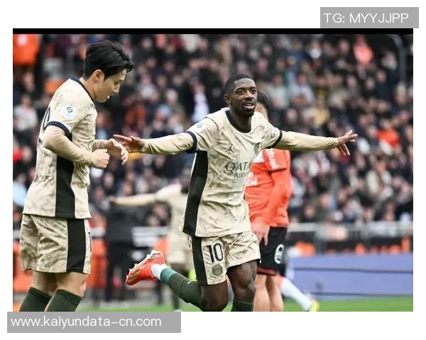 巴黎圣日耳曼与利物浦激战正酣比分揭晓引发球迷热议