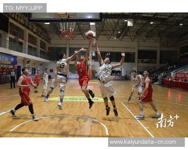 广州篮球队的比赛节奏与战术分析探讨篮球魅力与团队协作的重要性