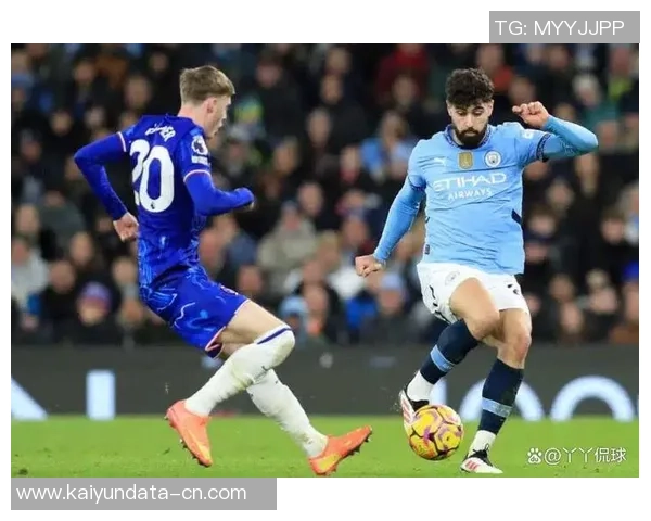 曼彻斯特联与切尔西激战正酣谁能在英超赛场上笑到最后